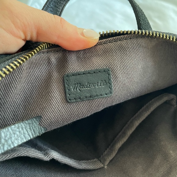 Madewell Leather mid size tote - Picture 2 of 5